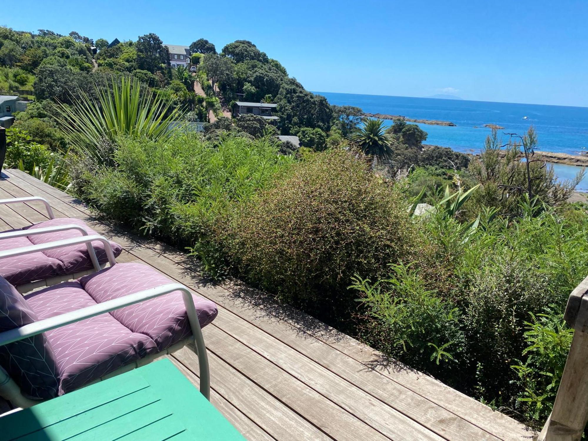 Kereru Cabin - Spectacular Seaviews, Rustic, Glamping Eco Adventure Palm Beach Esterno foto